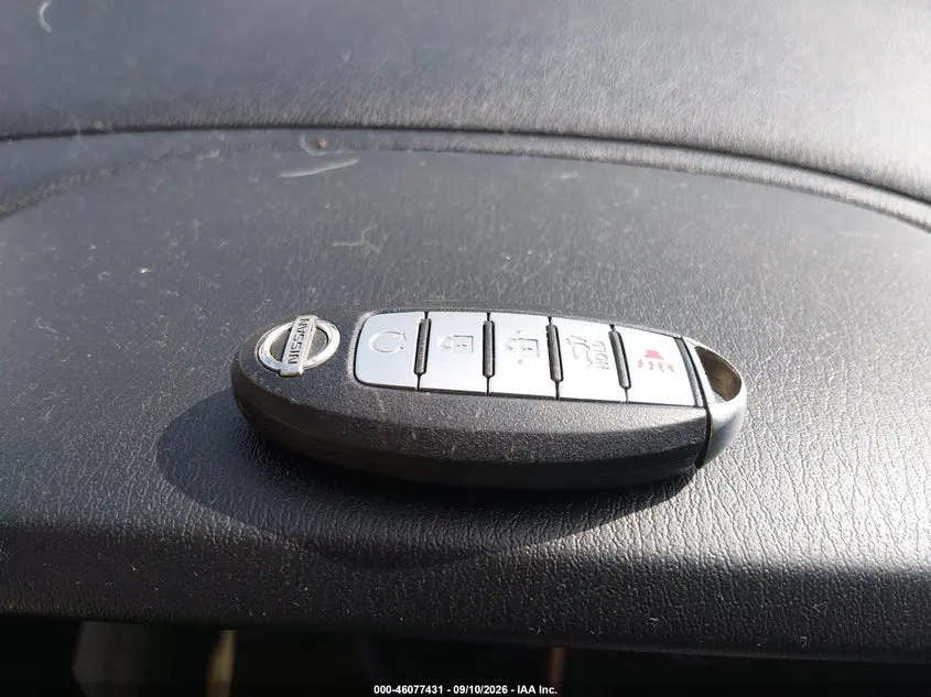 2015 NISSAN PATHFINDER SL