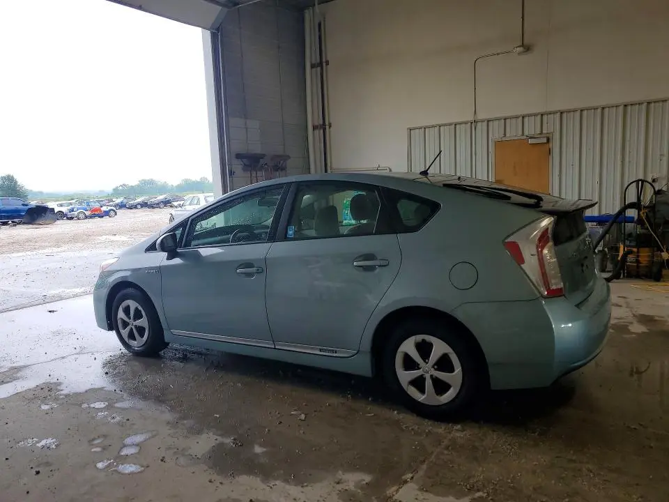 2012 TOYOTA PRIUS TWO  