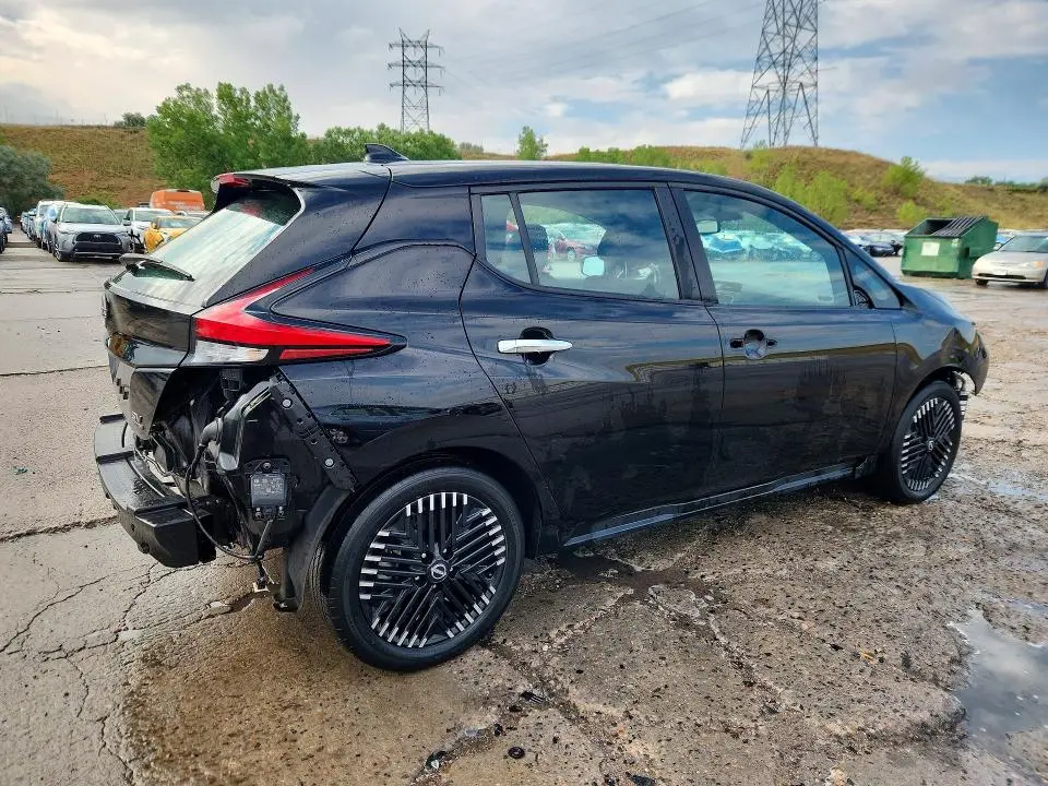 2023 NISSAN LEAF SV PLUS  