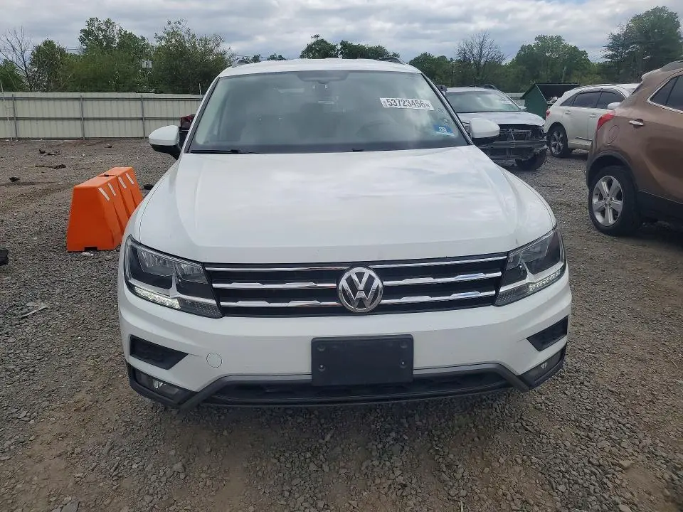 2018 VOLKSWAGEN TIGUAN SE  