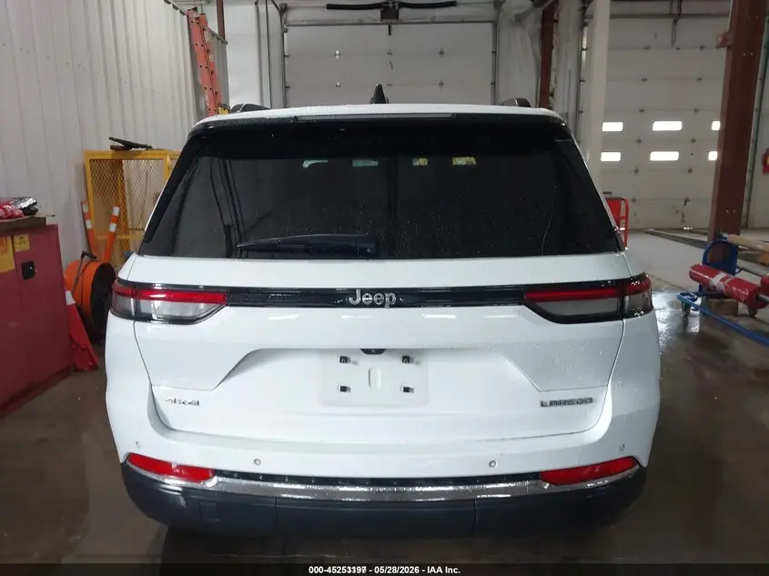 2023 JEEP GRAND CHEROKEE LAREDO 4X4