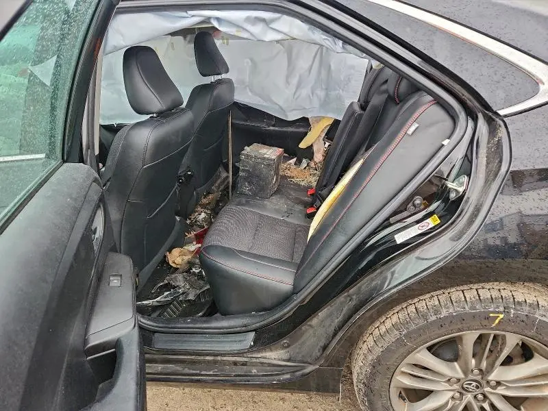 2017 TOYOTA CAMRY LE  