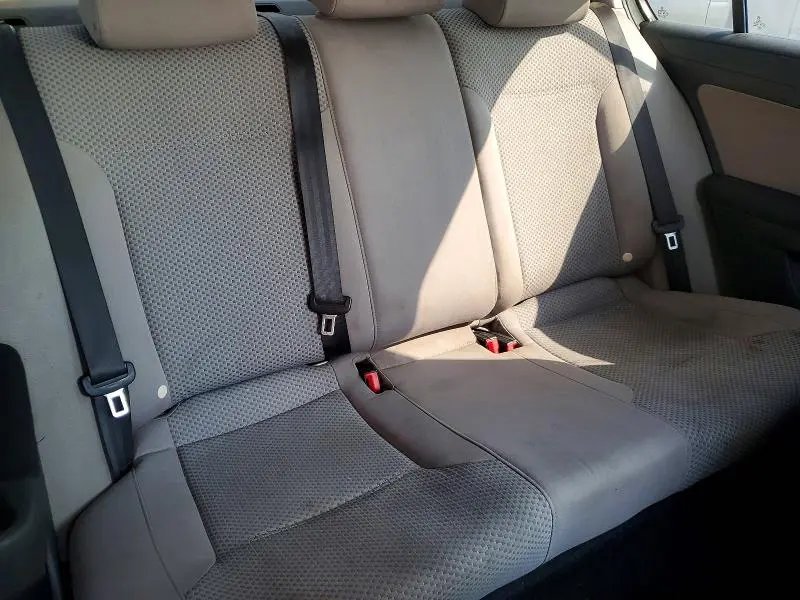 2011 VOLKSWAGEN JETTA   