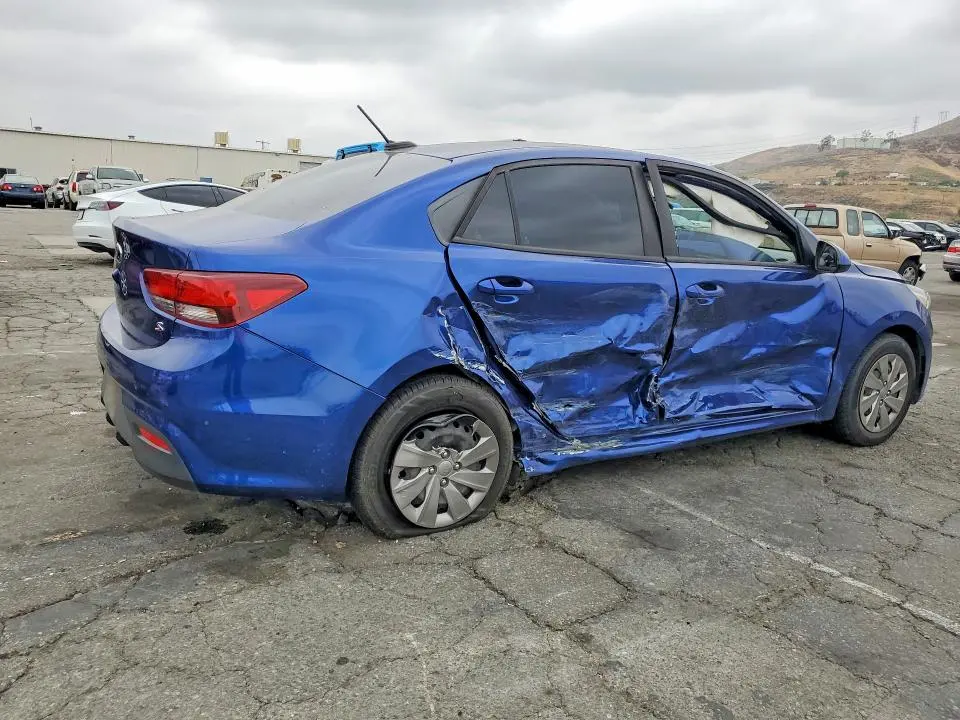 2020 KIA RIO S  