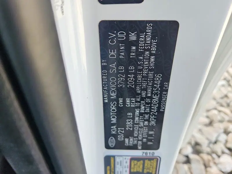 2021 KIA FORTE LXS  