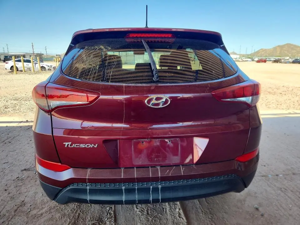 2017 HYUNDAI TUCSON SE  