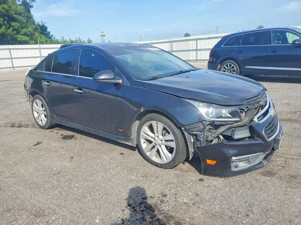 2015 CHEVROLET CRUZE LTZ  