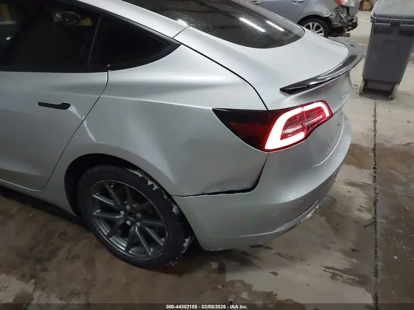 2018 TESLA MODEL 3 LONG RANGE/MID RANGE