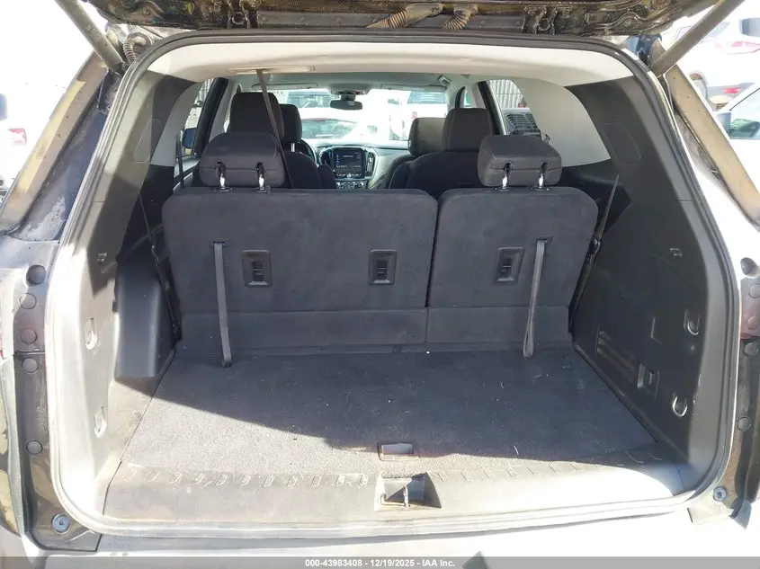 2020 CHEVROLET TRAVERSE AWD LT CLOTH