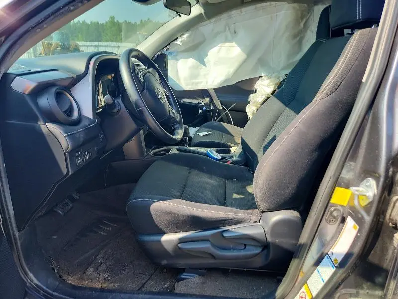 2016 TOYOTA RAV4 HV XLE  