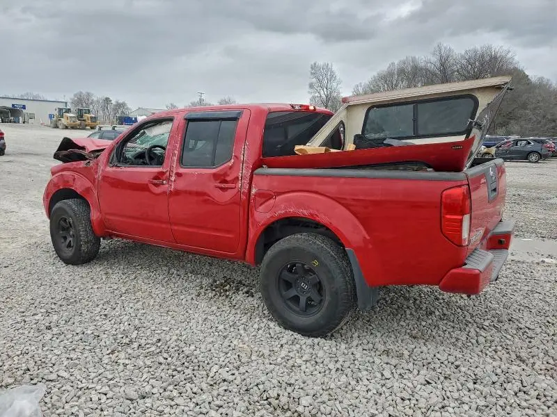 2010 NISSAN FRONTIER CREW CAB SE  