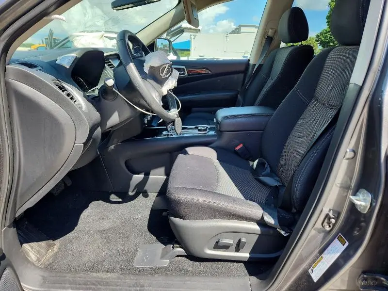 2019 NISSAN PATHFINDER SV  