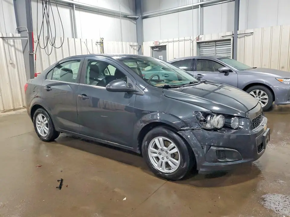 2015 CHEVROLET SONIC LT  