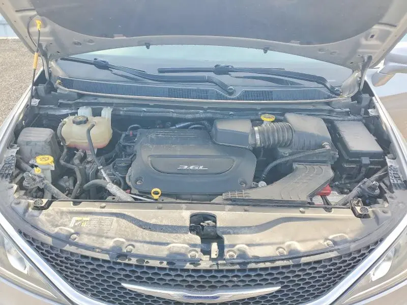 2017 CHRYSLER PACIFICA TOURING L  