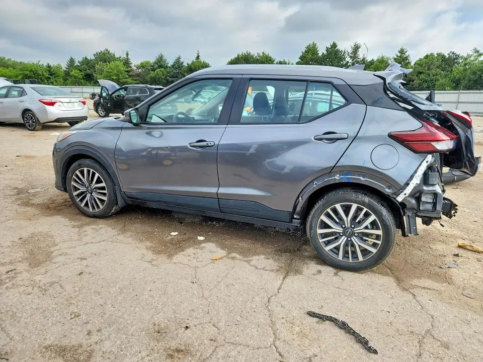 2024 NISSAN KICKS SV  