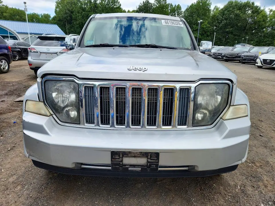 2011 JEEP LIBERTY SPORT  