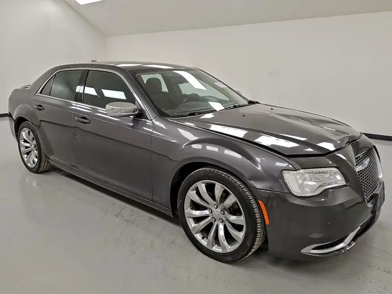 2019 CHRYSLER 300 TOURING  