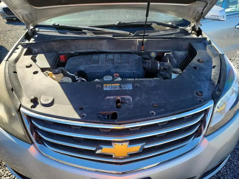 2014 CHEVROLET TRAVERSE LT  