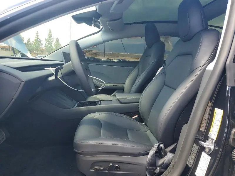 2026 TESLA MODEL 3   