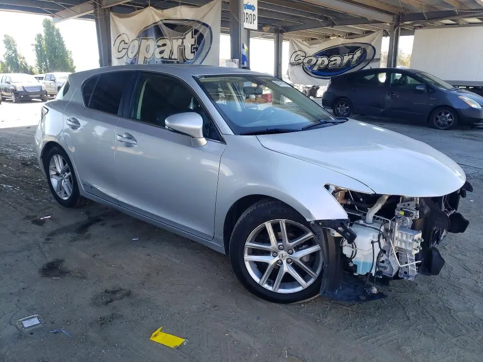 2015 LEXUS CT 200  