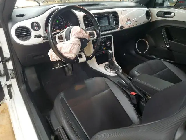 2018 VOLKSWAGEN BEETLE S  