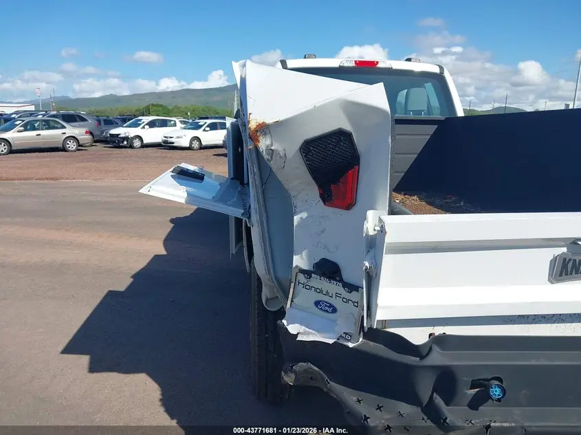 2024 FORD F-250 XL