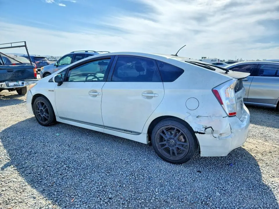 2010 TOYOTA PRIUS IV  