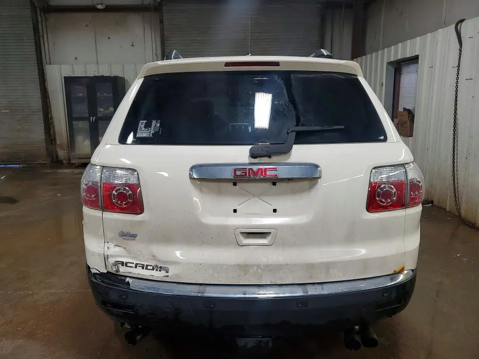 2011 GMC ACADIA SLT-1  
