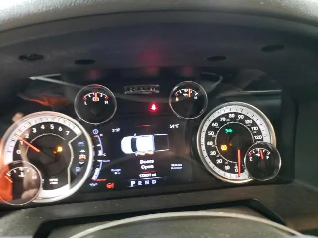 2017 RAM 1500 SLT