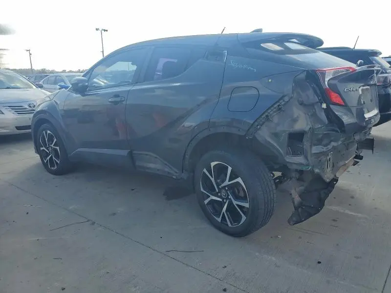 2018 TOYOTA C-HR XLE  