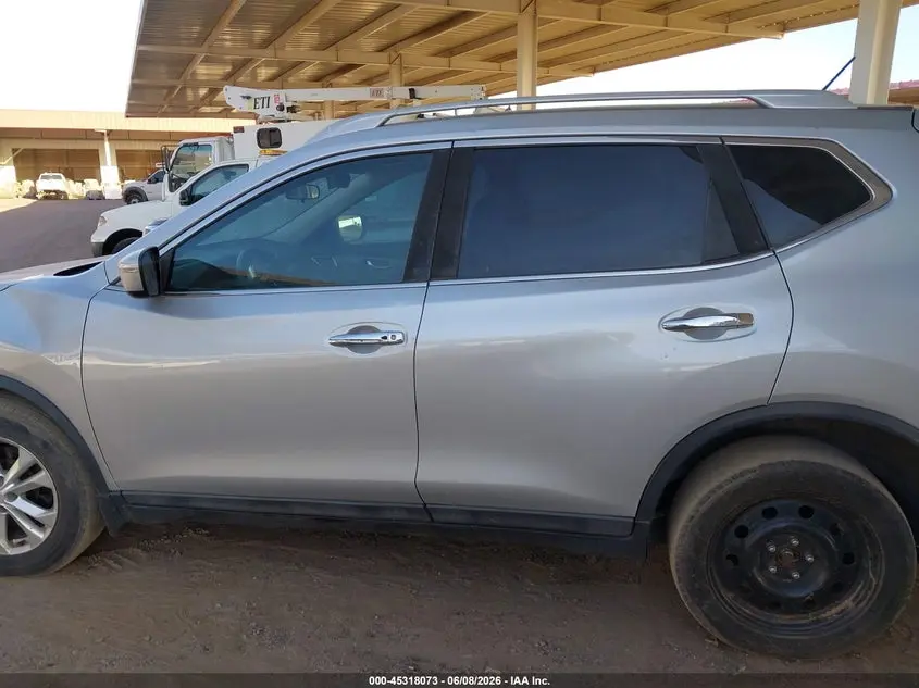 2016 NISSAN ROGUE SV