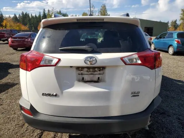 2015 TOYOTA RAV4 XLE  