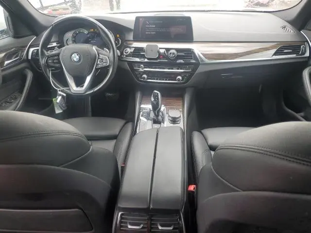 2018 BMW 530E   