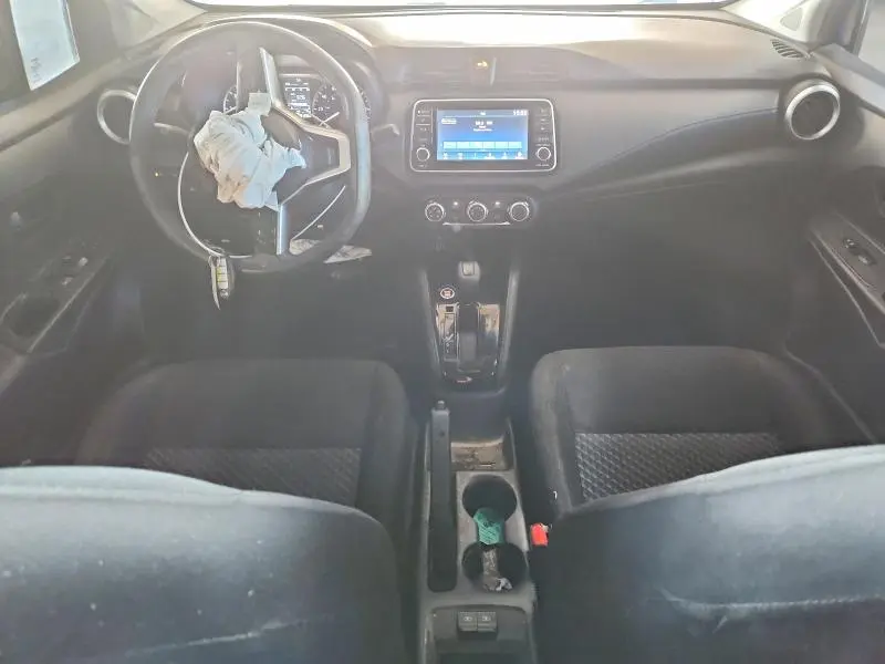 2021 NISSAN VERSA S  