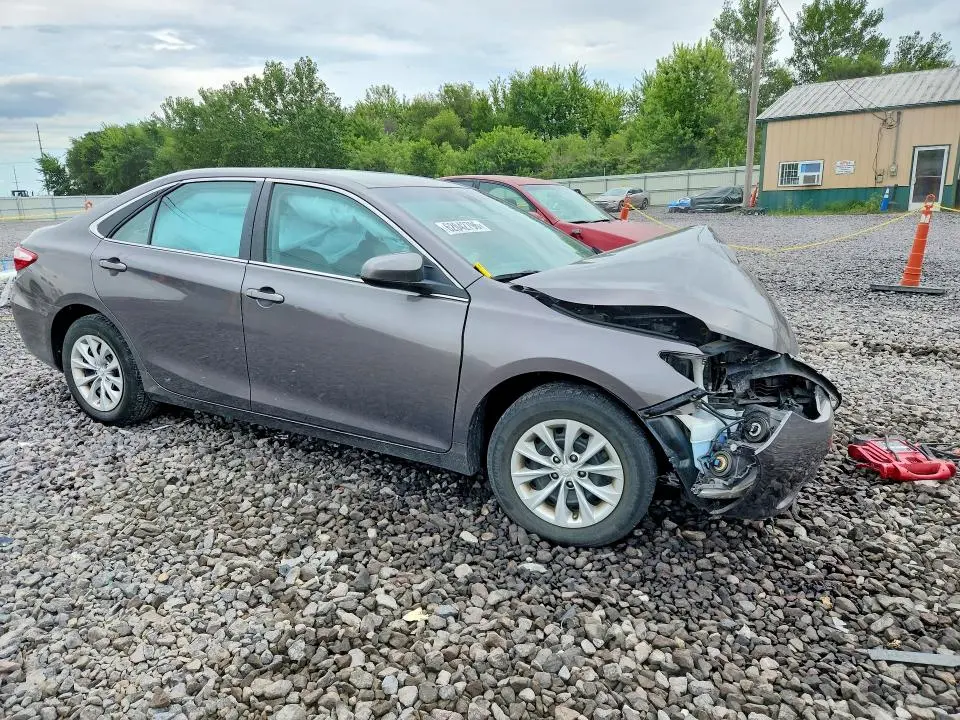 2017 TOYOTA CAMRY LE  
