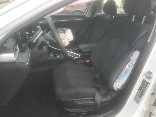2022 KIA K5 LXS