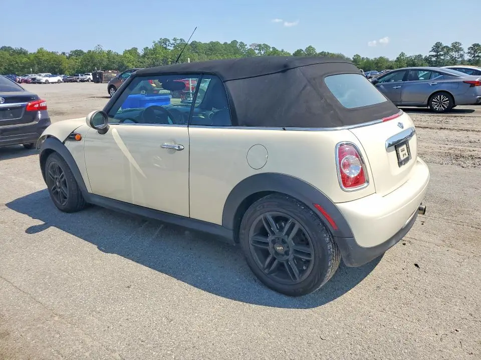 2015 MINI COOPER   