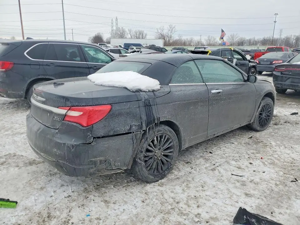 2011 CHRYSLER 200 LIMITED  