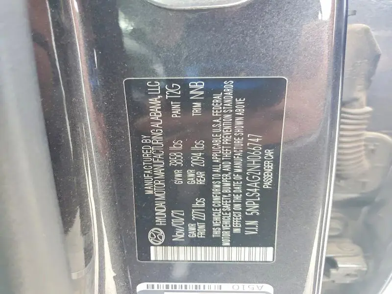 2024 HYUNDAI ELANTRA SEL  