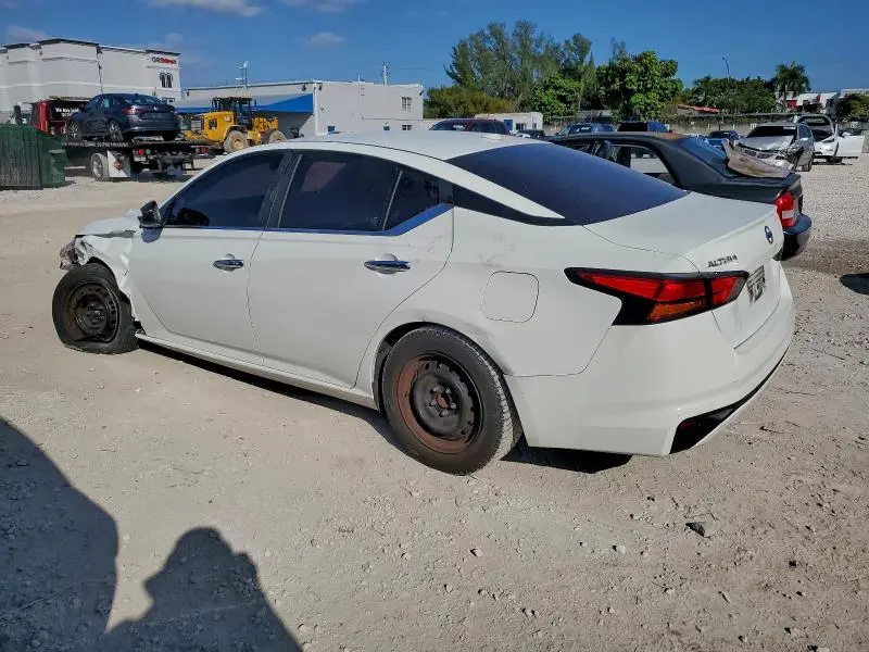 2019 NISSAN ALTIMA S  