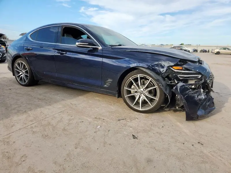 2023 GENESIS G70 BASE  