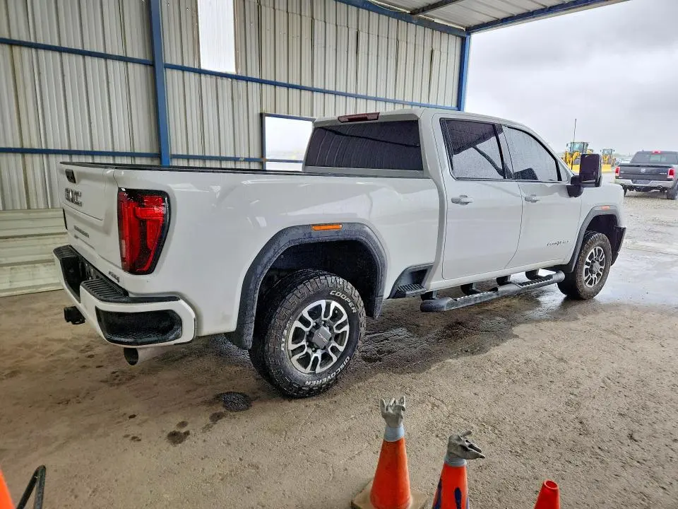 2021 GMC SIERRA K2500 AT4  