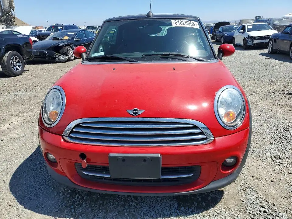 2015 MINI COOPER   