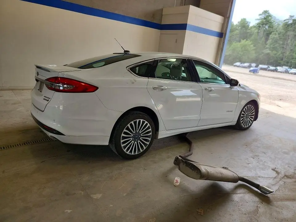 2017 FORD FUSION TITANIUM HEV  