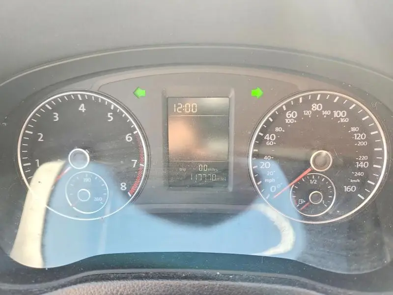 2015 VOLKSWAGEN PASSAT S  