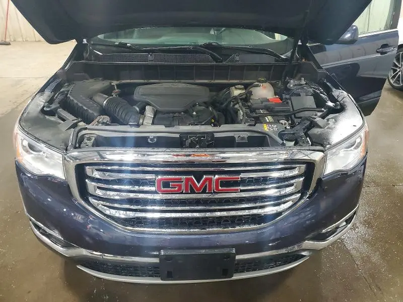 2018 GMC ACADIA SLT-2  
