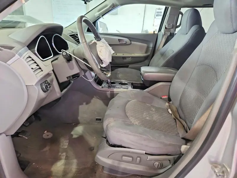 2012 CHEVROLET TRAVERSE LT  