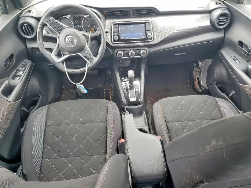2020 NISSAN KICKS S  