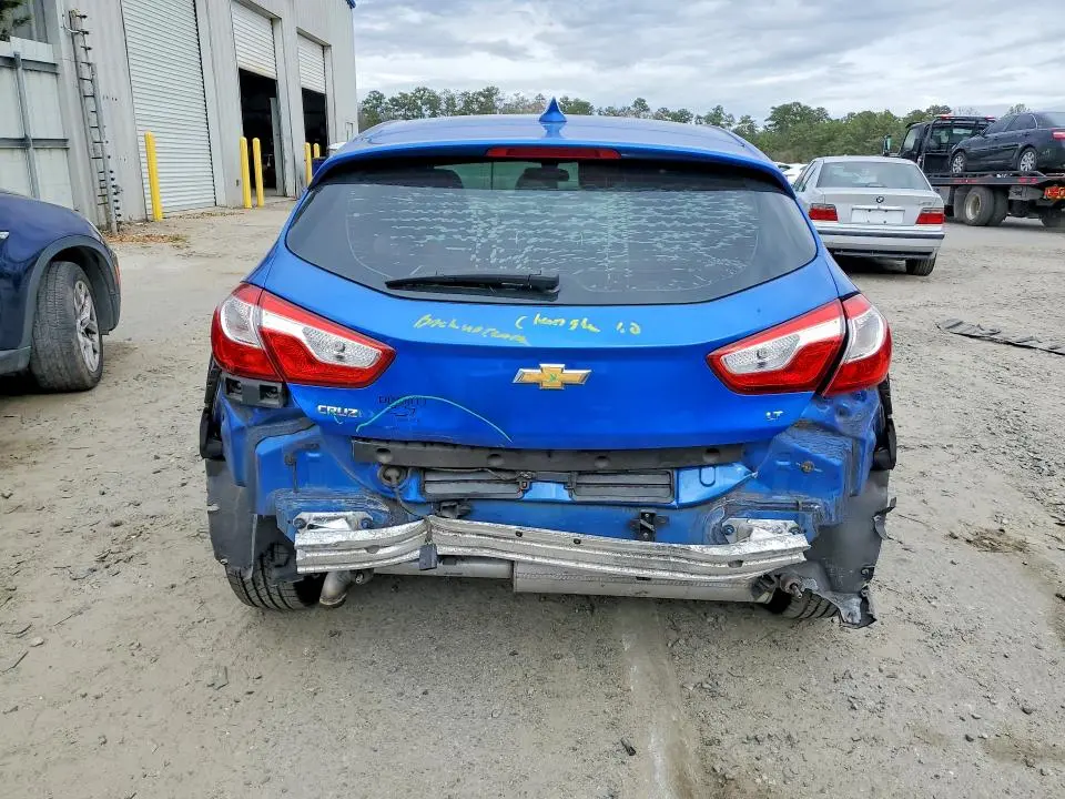 2017 CHEVROLET CRUZE LT  