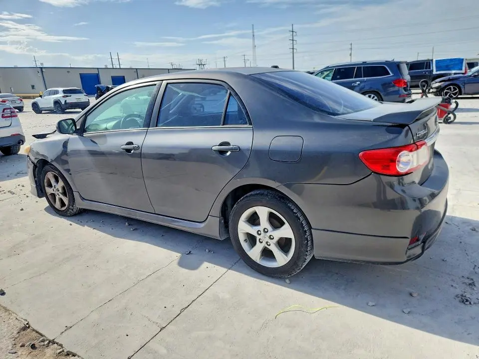 2011 TOYOTA COROLLA S  